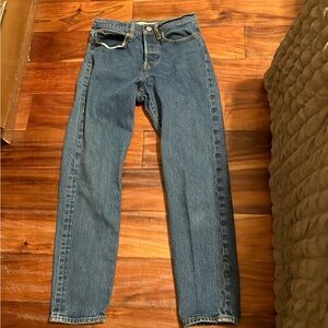 Levi’s Wedgie Jeans (Size 28)
